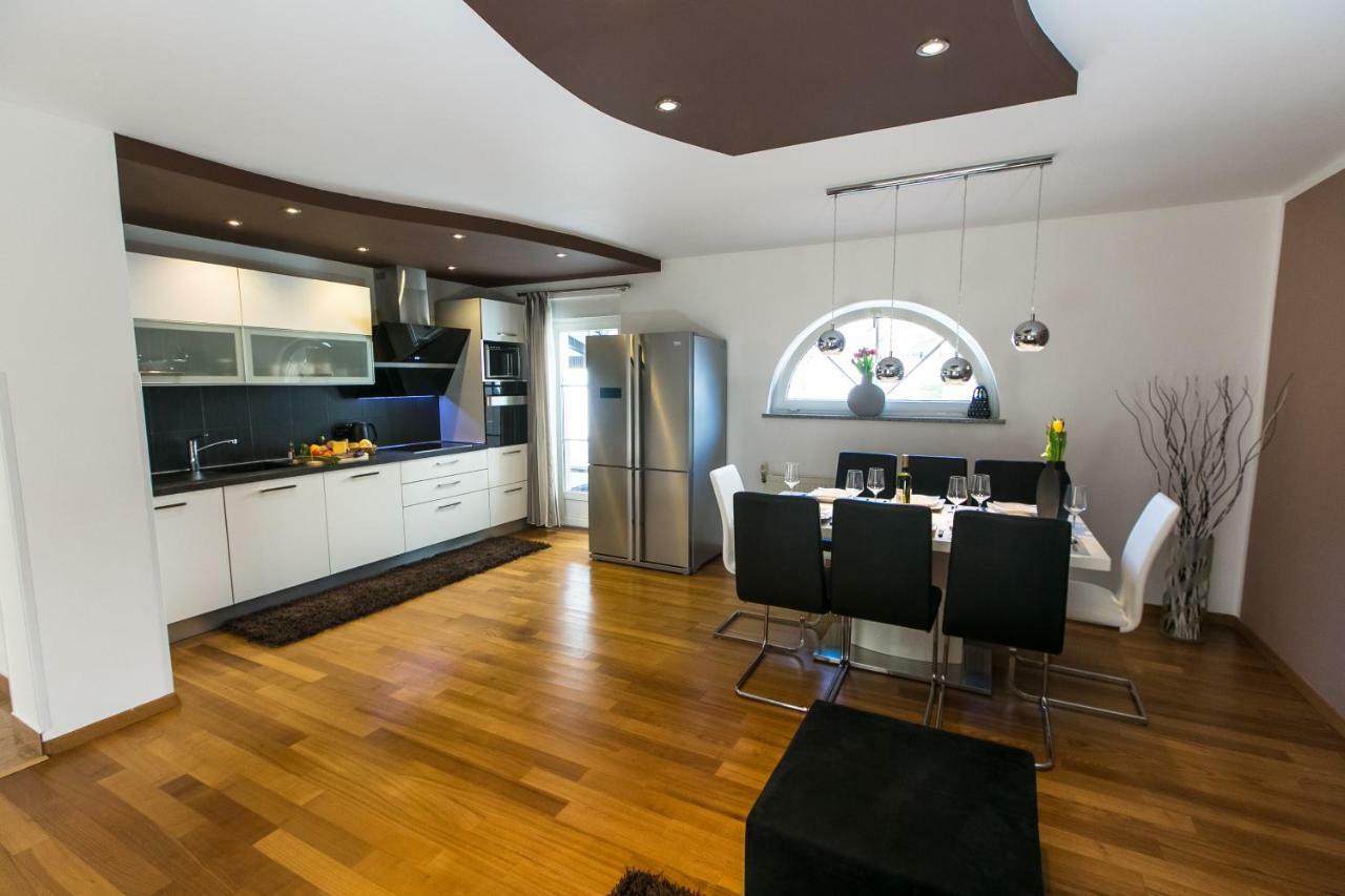 Luxury Apartment Elis With Private Pool Pula Exterior photo
